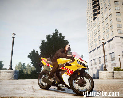 Yamaha YZF R1 2012