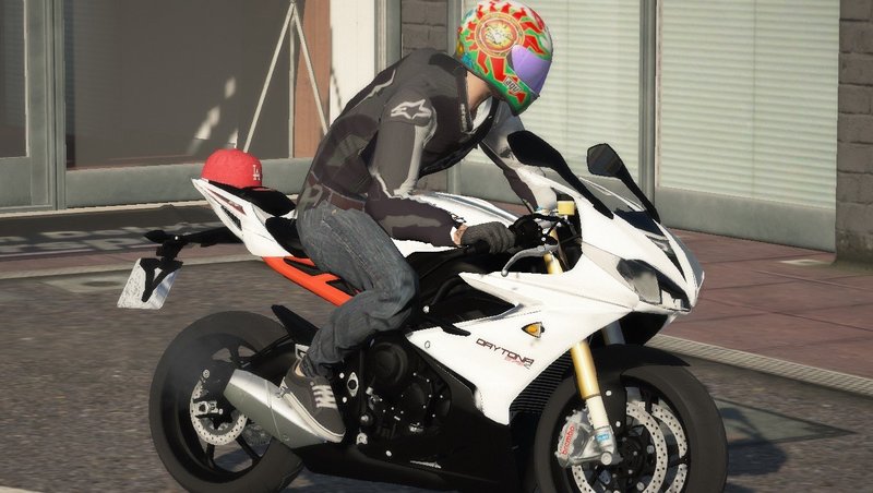 DAYTONA 675 2014