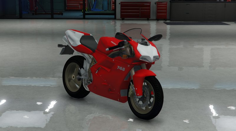 Ducati 748