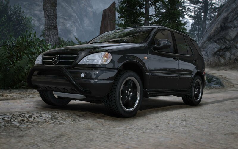 Mercedes-Benz ML55 AMG (W163)