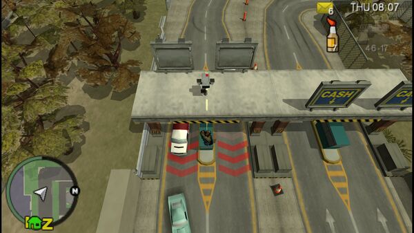 Место расположения камеры наблюдения №63 в GTA Chinatown Wars, которую нужно уничтожить, находится на вершине платной будки на юге острова Чардж, район Дьюкс.