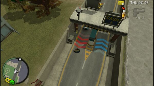 Место расположения камеры наблюдения №66 в GTA Chinatown Wars, которую нужно уничтожить, находится на вершине платной будки на южном мосту Дьюкс Бэй.