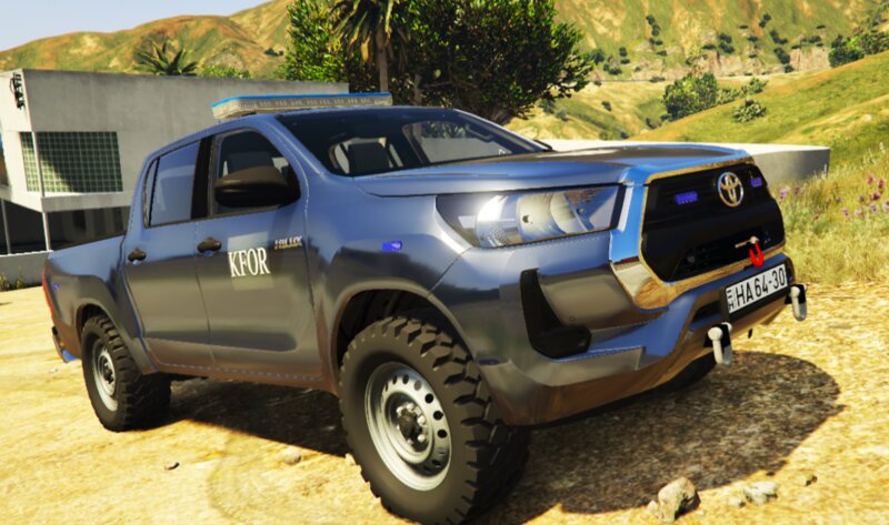 Toyota Hilux: KFOR